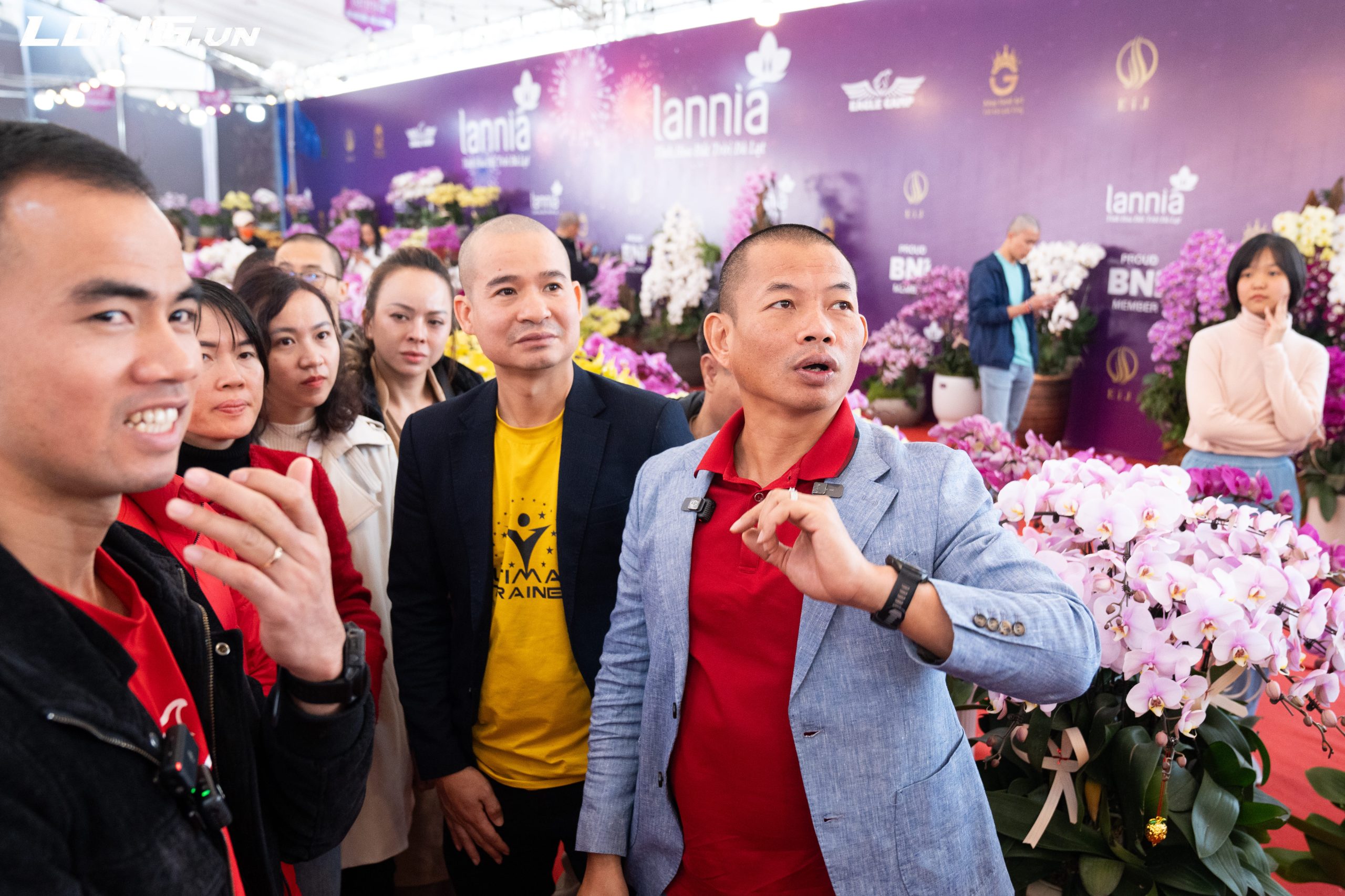 Cách kinh doanh dịp Tết hiệu quả trên Facebook, Tiktok và Sàn Thương mại điện tử