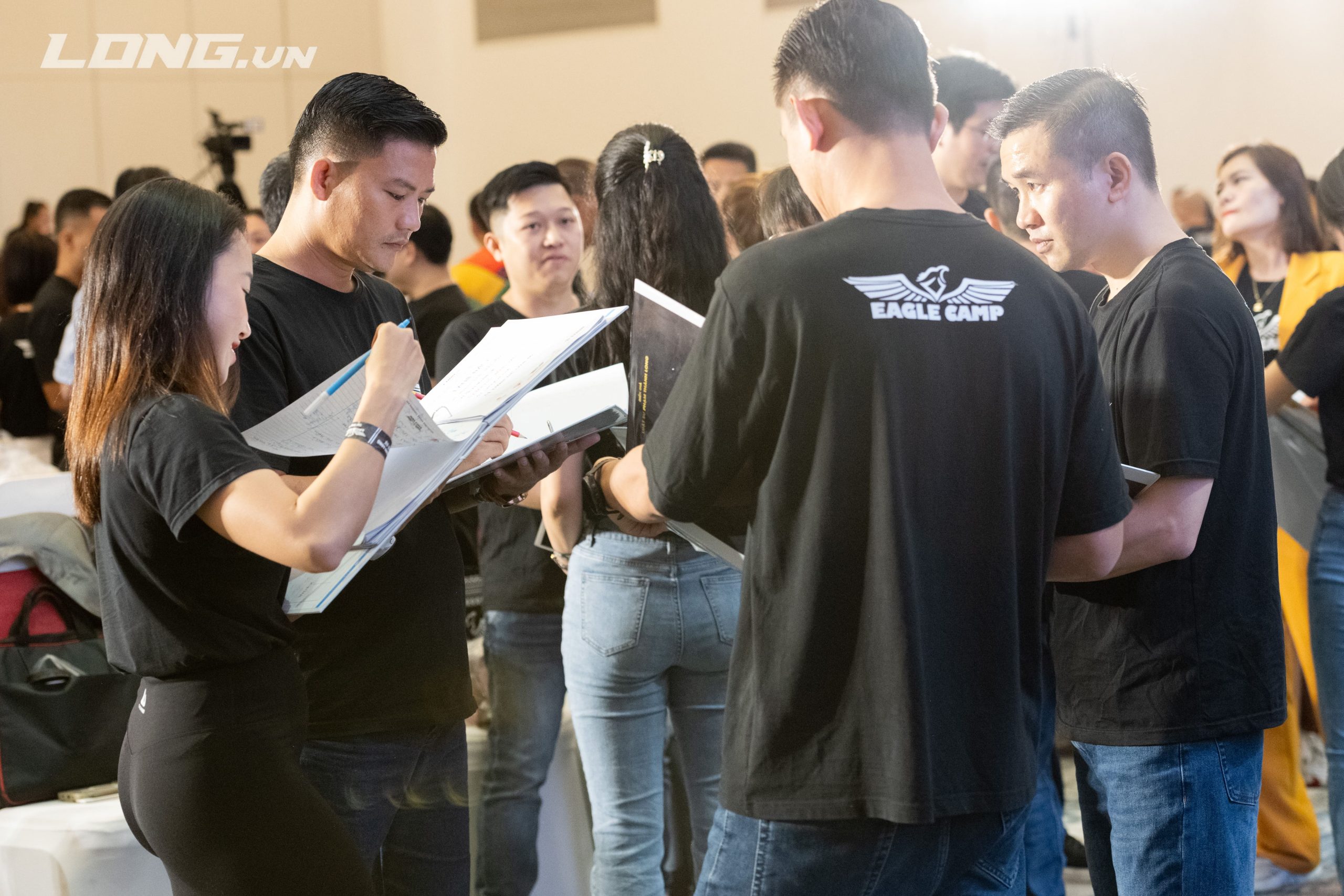 chiến lược quảng cáo phạm thành long1