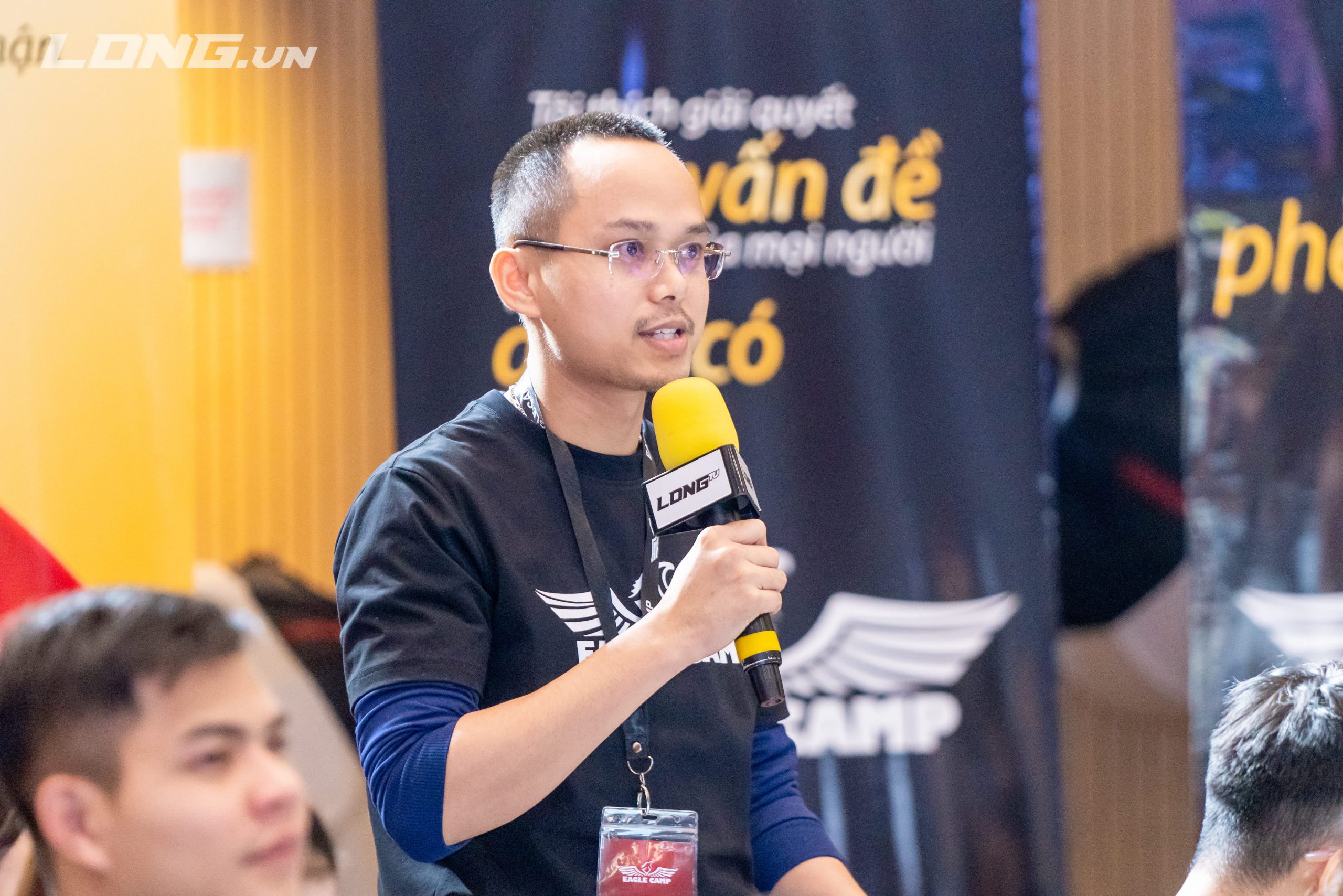 làm video marketing phạm thành long