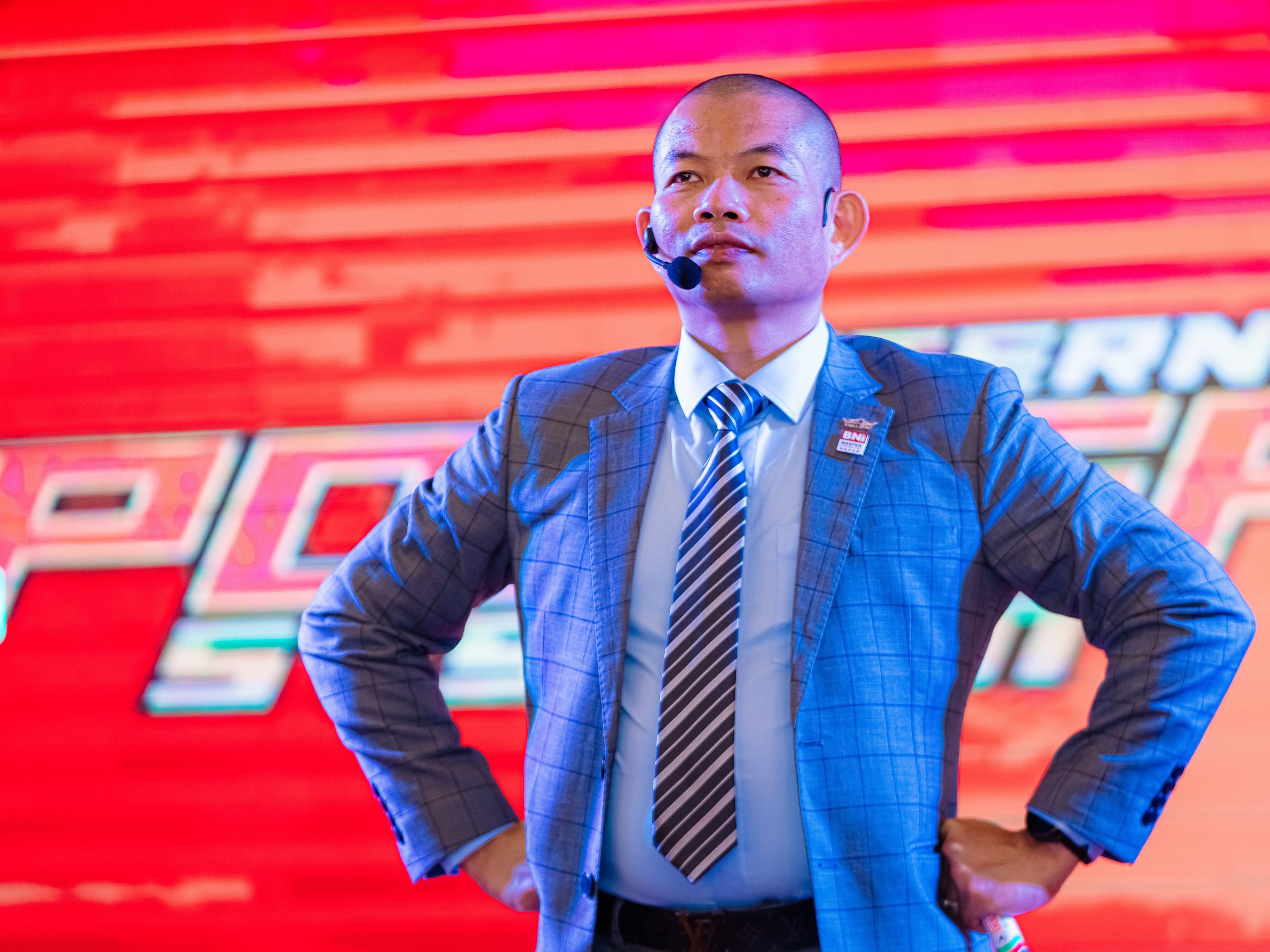Gã ăn mày giàu có Phạm Thành Long